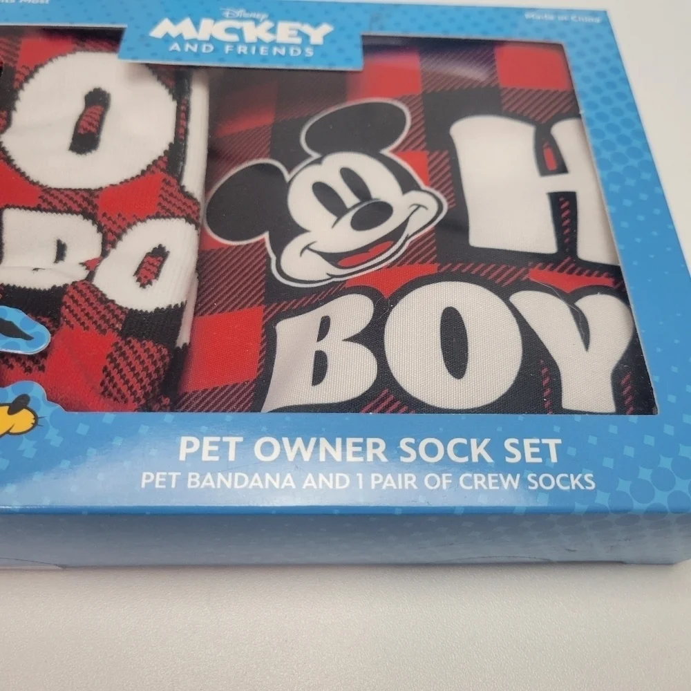 Disney pet matching set Bandana And Socks